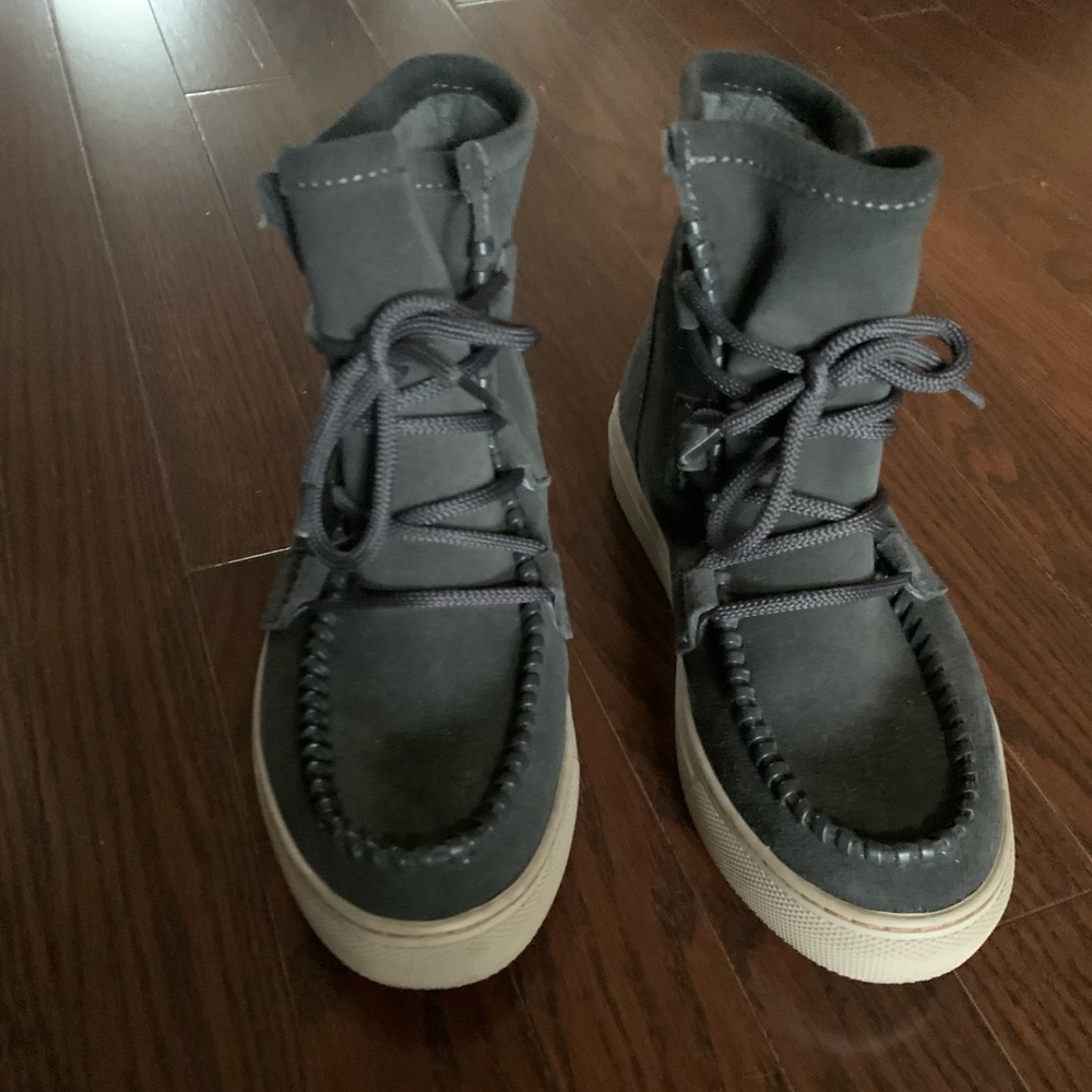 COUGAR size 6 US grey booties
